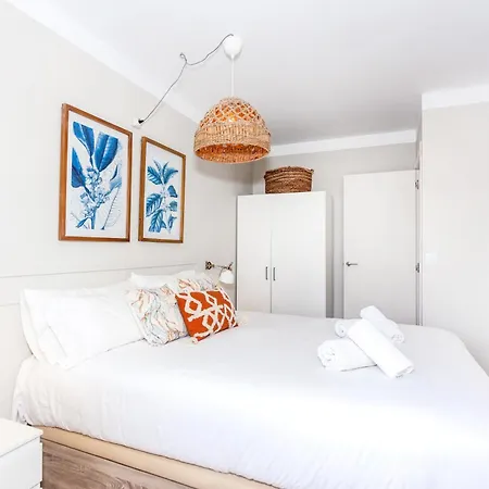 Apartamento Chic En Calan Bosch شقة *